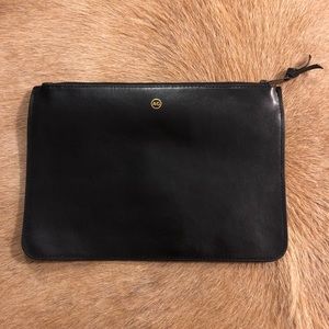 AG Adriano Goldschmied Blck Leather Pouch w Zipper